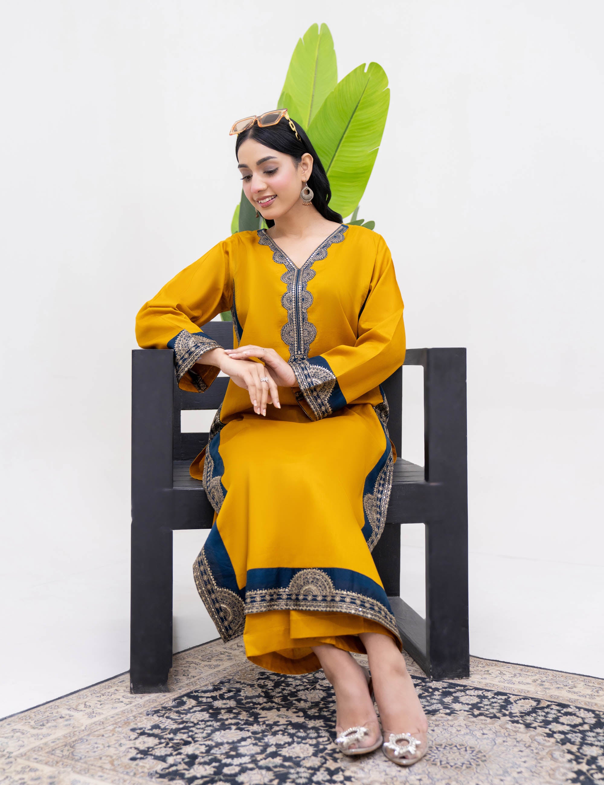 3pc-lawn-suit_d22d4fa0-4762-48bb-89bc-1a6ccdb8024e.jpg